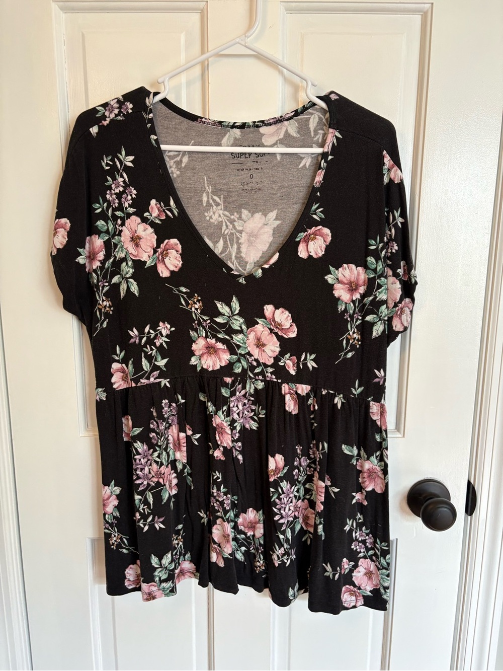 torrid Black Floral V-Neck Babydoll Tunic - Pink/Green